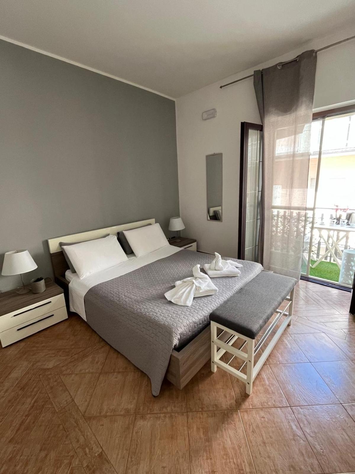 Lamezia Park Apartments Lamezia Terme Exterior foto